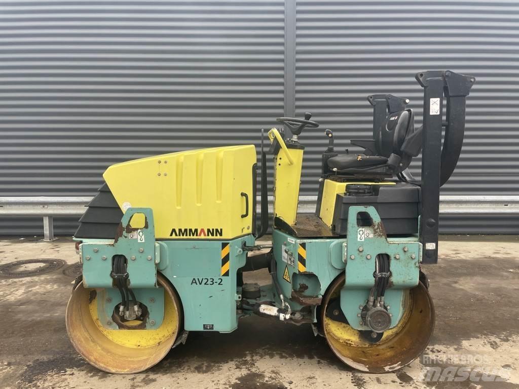 Ammann AV 23-2 タンデムローラ