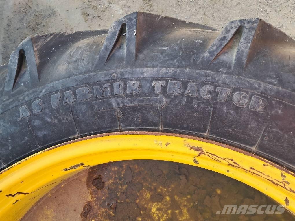 Record 12.4-36 タイヤ、ホイル、リム