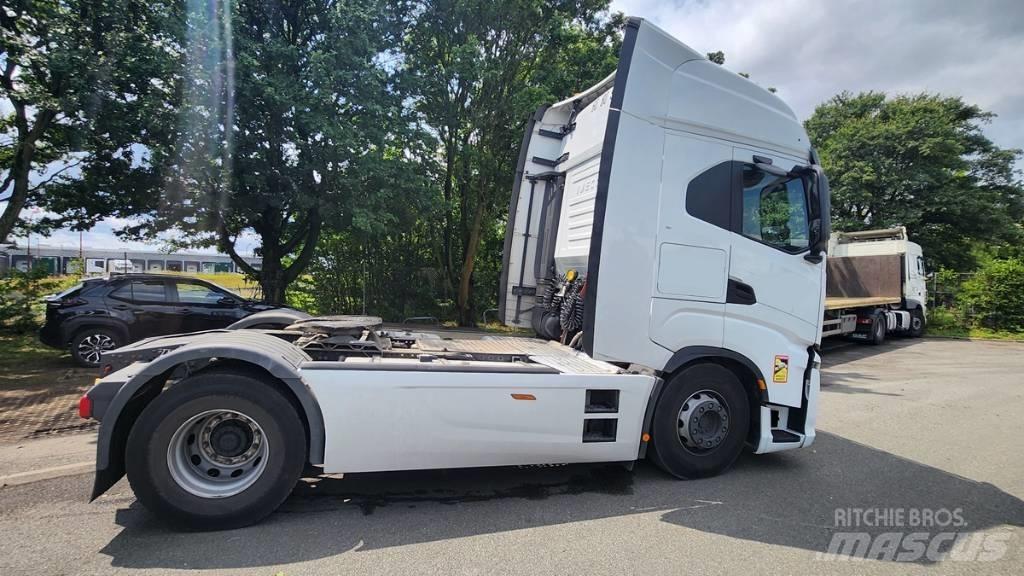 Iveco Saway 530 中古トラクターヘッド | トレーラーヘッド