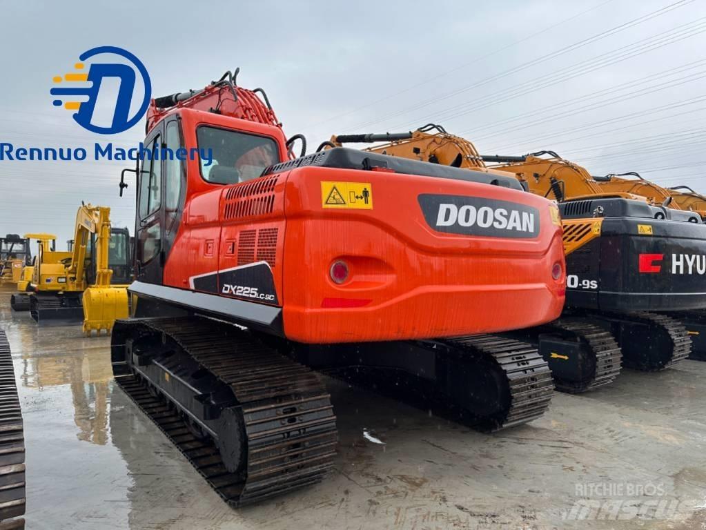 Doosan DX 225 LC-9C 大型油圧ショベル12t以上（パワーショベル・ユンボ）