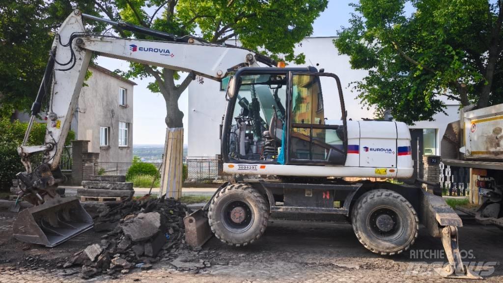 CAT 313 D ホイール式油圧ショベル（パワーショベル・ユンボ・バックホー）