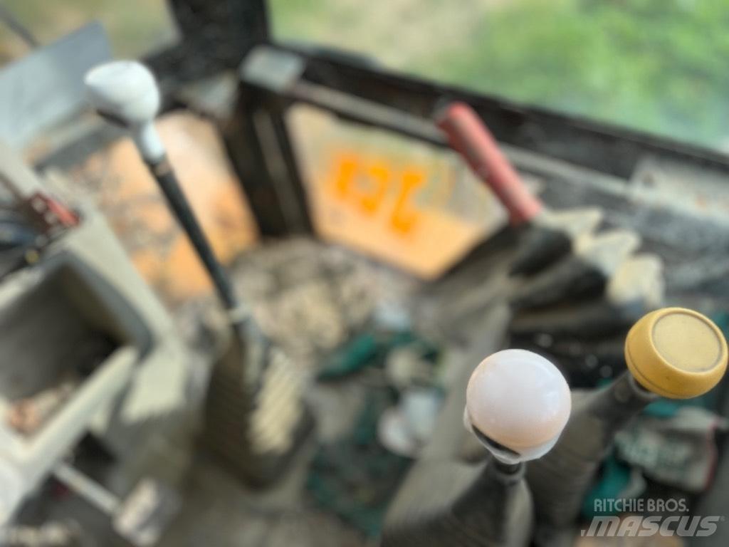 JCB 3cx バックホーローダー