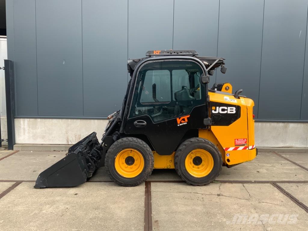 JCB 155 スキッドステアローダー