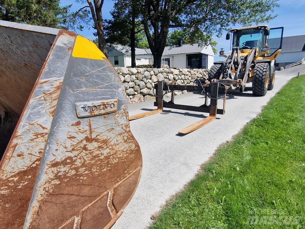 Volvo L 70 G ホイールローダー・タイヤショベル