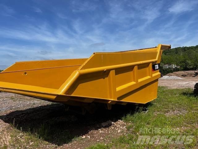 CAT 773 Coal Body 建設機械 -　その他