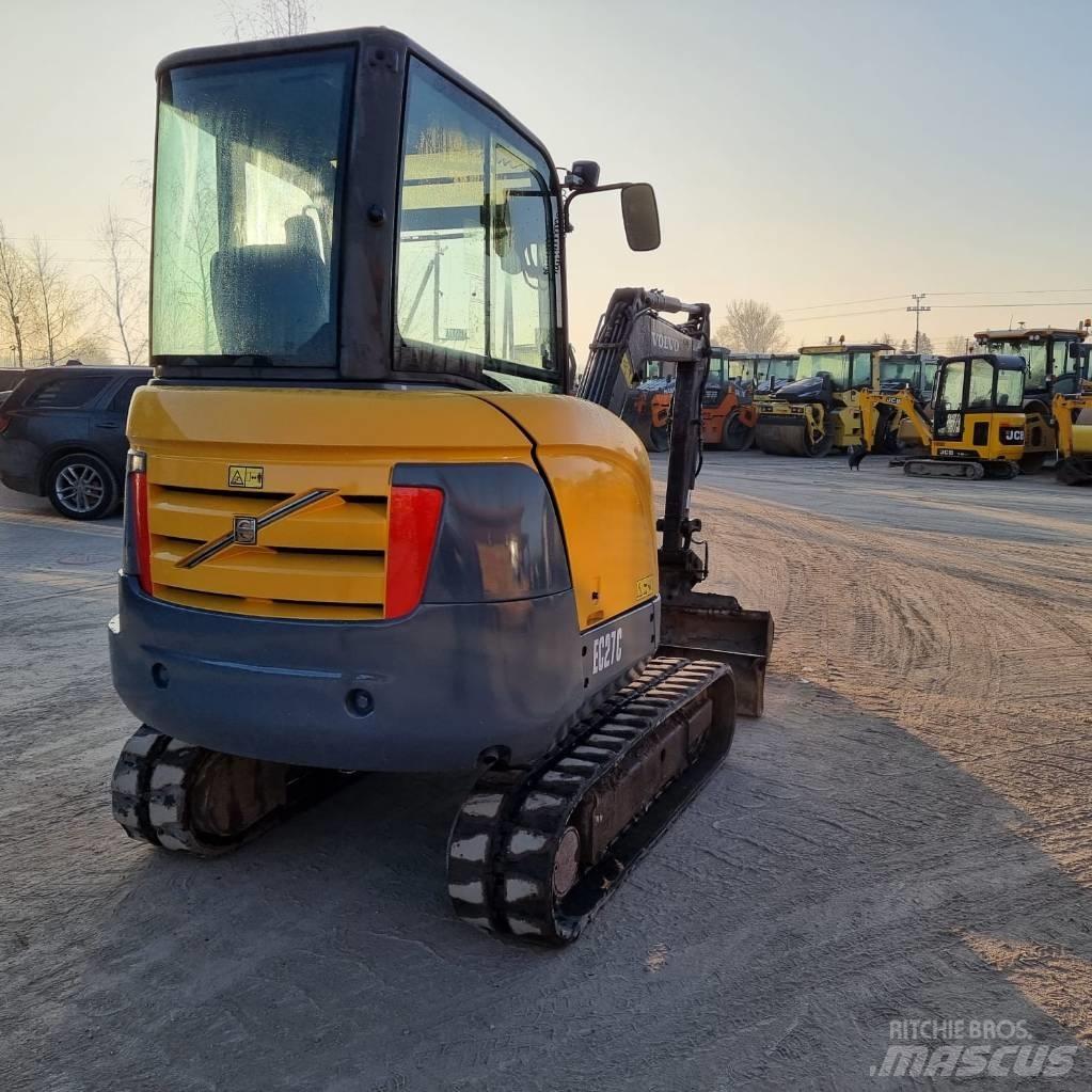 Volvo EC 27 C ミニ油圧ショベル 7t以下（ミニユンボ・ミニディガー）