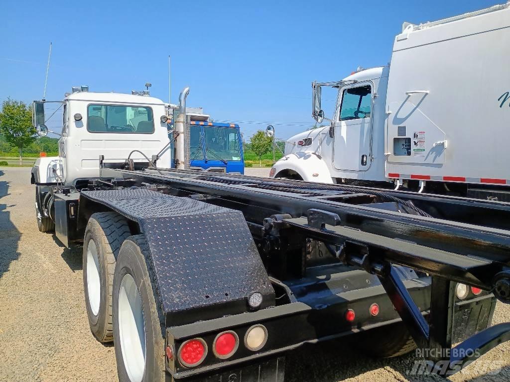 Mack RD 688 S 塵芥車、パッカー車
