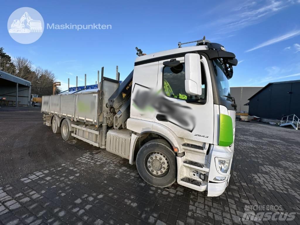 Mercedes-Benz 2543 クレーントラック、ユニック車