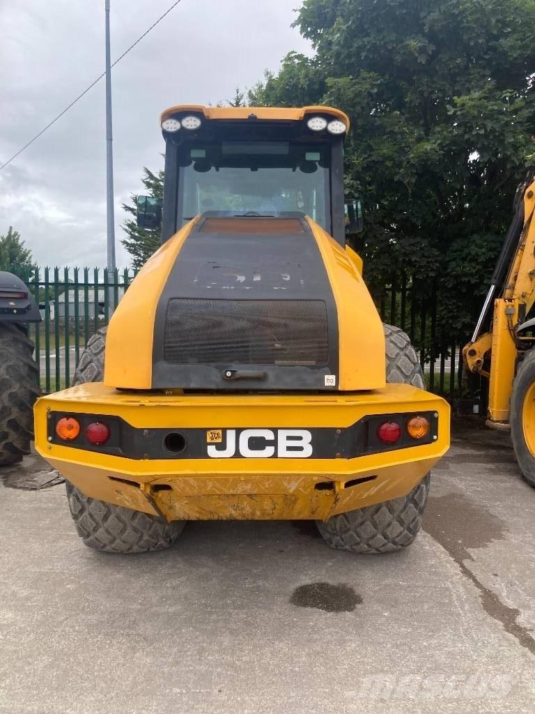 JCB VM137 2015 振動ローラ