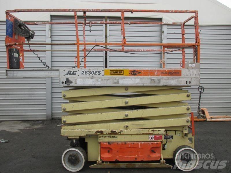 JLG 2630 ES シザースリフト