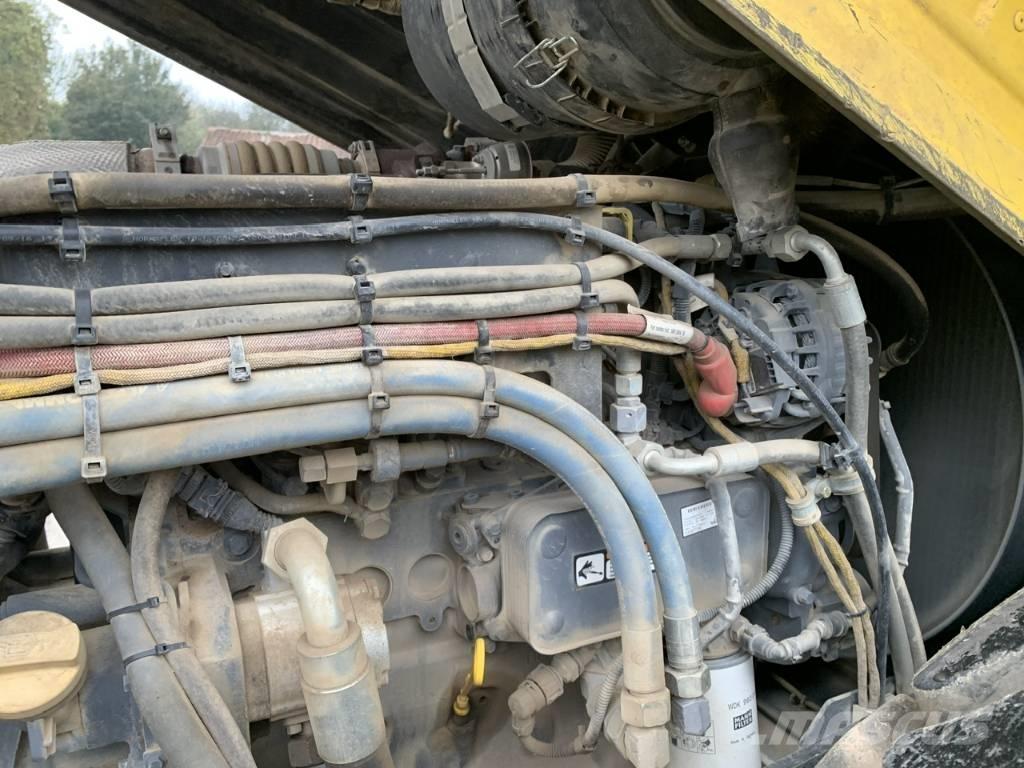 Bomag BW 216 D H-5 振動ローラ