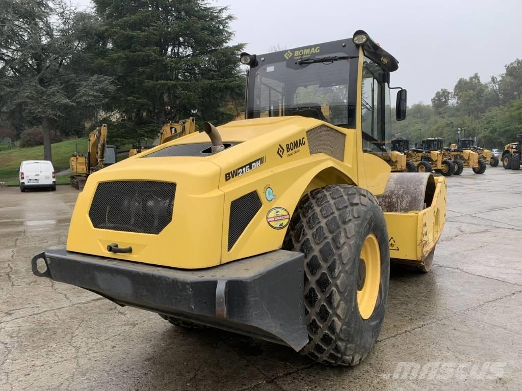 Bomag BW 216 D H-5 振動ローラ