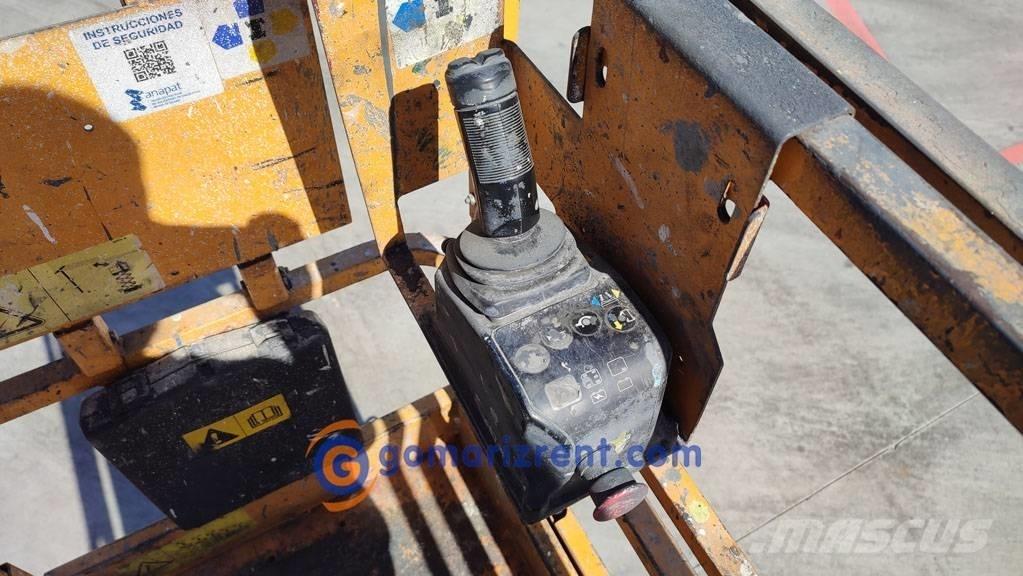 Genie GS 2632 シザースリフト