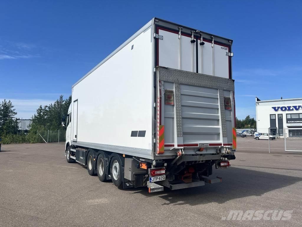 Volvo FH 冷凍冷蔵車