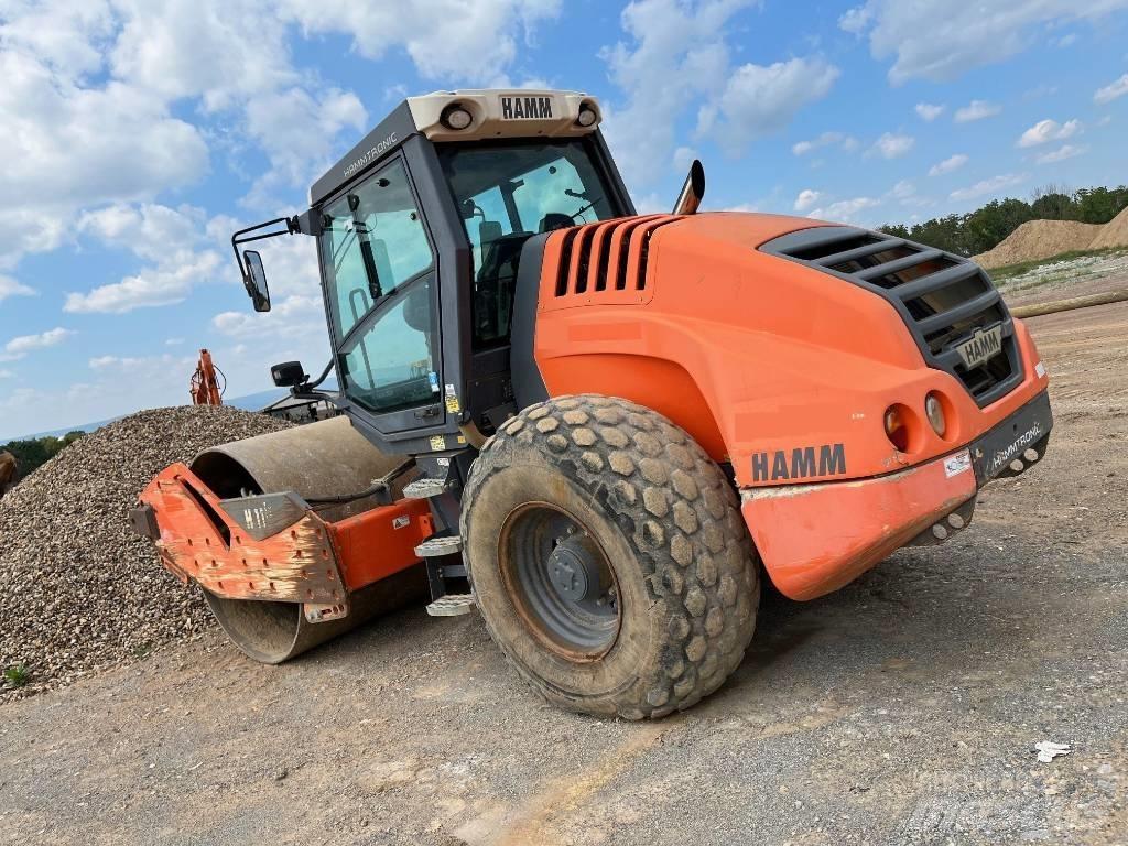 Hamm H11 i x 振動ローラ