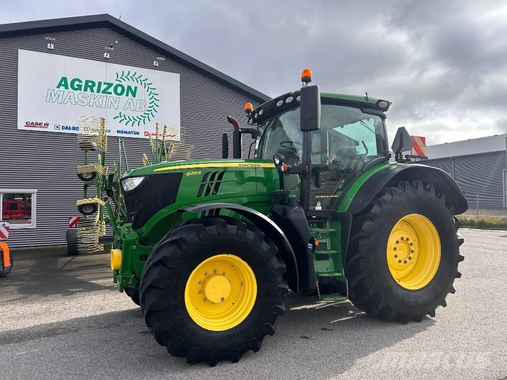 John Deere 6215 R トラクター