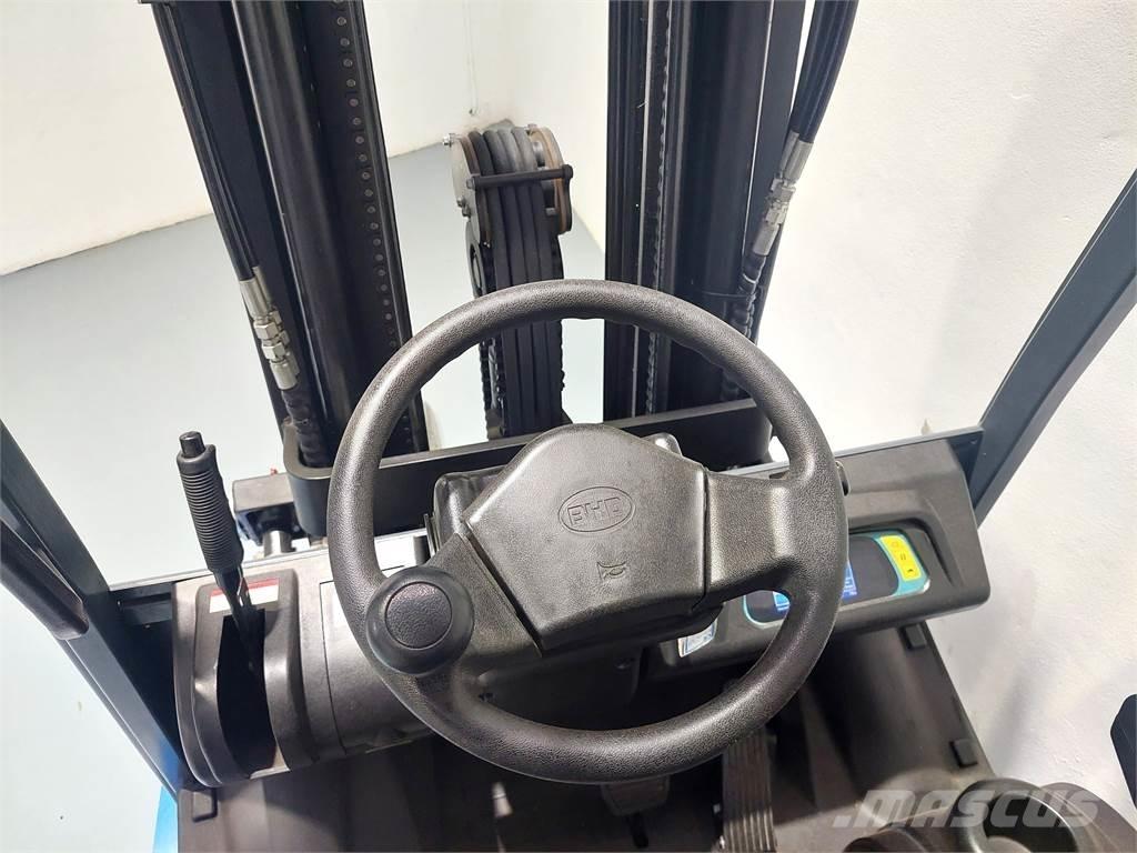BYD ECB25C バッテリーフォークリフト