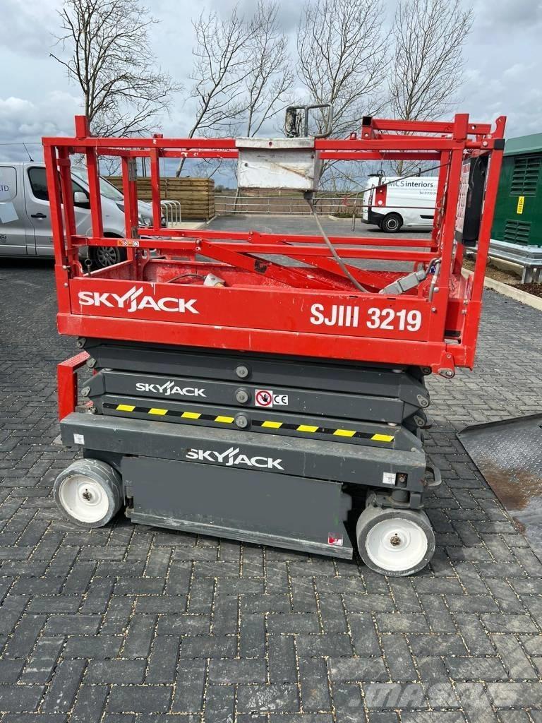 SkyJack SJ 3219 シザースリフト
