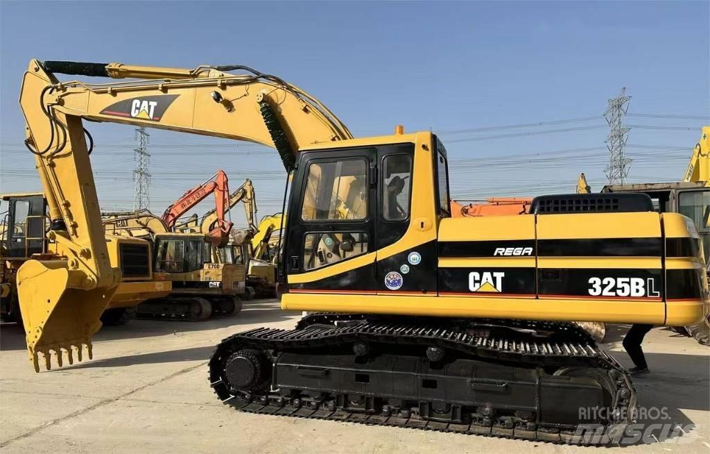 CAT 325 B L 大型油圧ショベル12t以上（パワーショベル・ユンボ）
