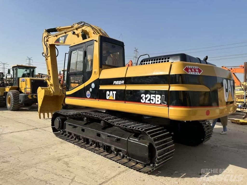CAT 325 B L 大型油圧ショベル12t以上（パワーショベル・ユンボ）