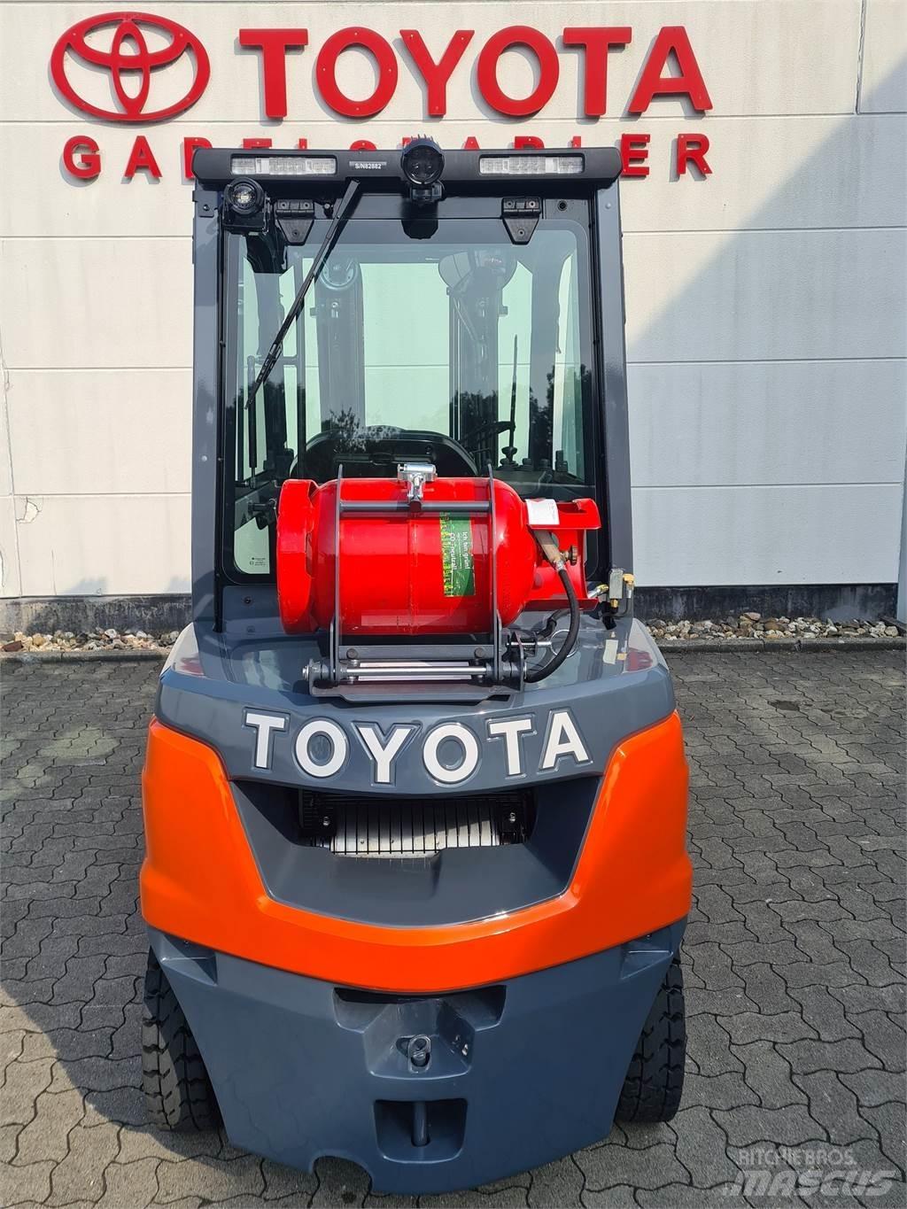 Toyota 02-8FGF25 LPGフォークリフト