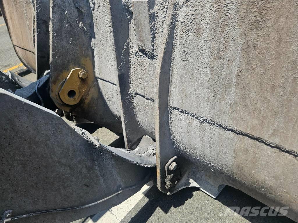 CAT 972H ホイールローダー・タイヤショベル