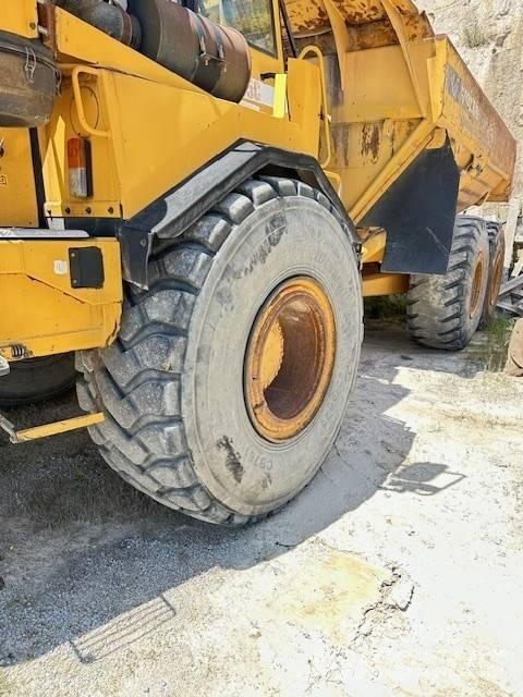 Volvo A 25 C アーティキュレート式ダンプトラック