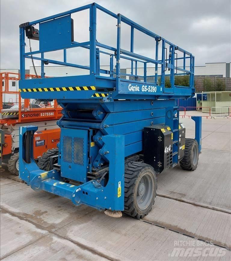 Genie GS 5390 RT シザースリフト
