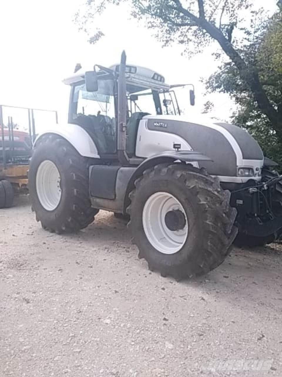 Valtra S 280 トラクター