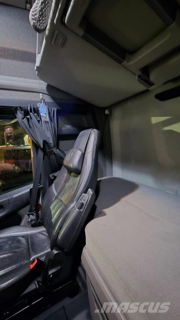 Scania S 580 中古トラクターヘッド | トレーラーヘッド