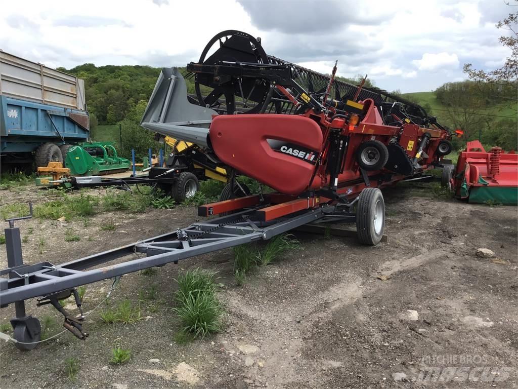 Case IH 3100 コンバイン・ハーベスター・ヘッド