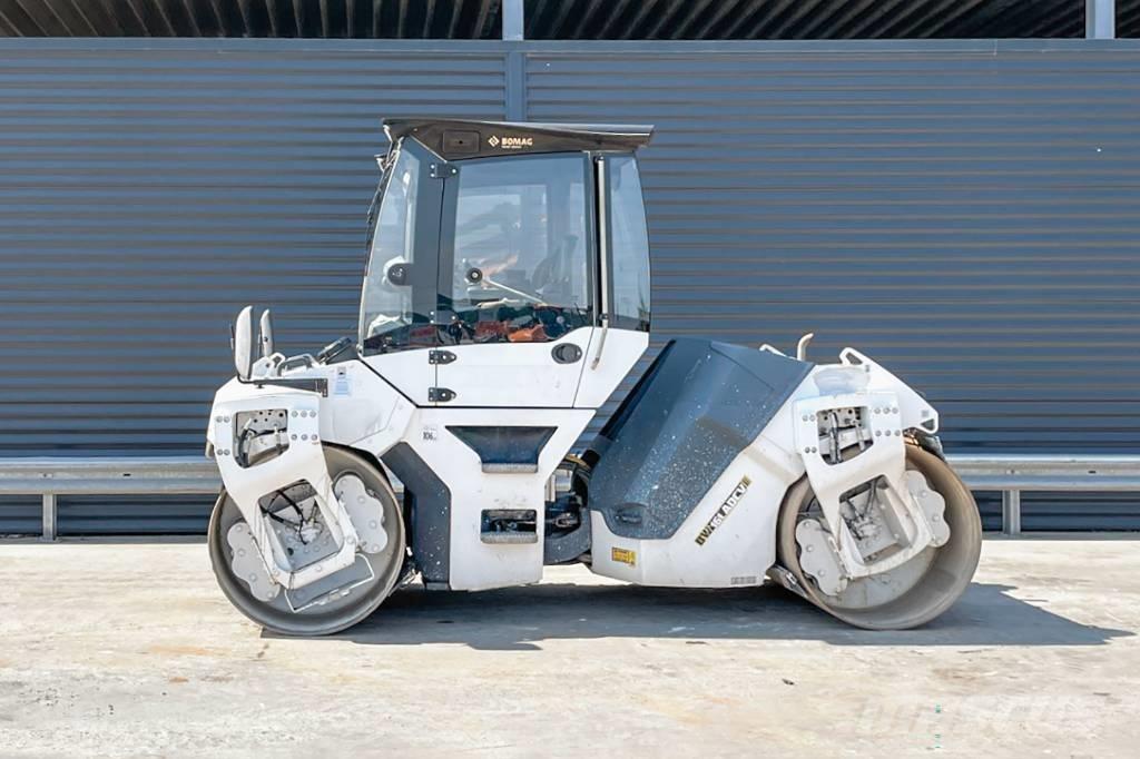 Bomag BW 151 AD-5 タンデムローラ