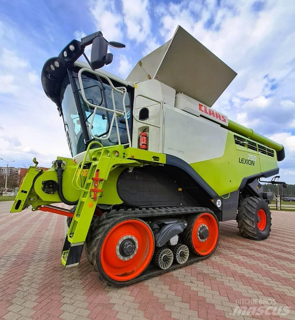 CLAAS Lexion 750 TT コンバイン