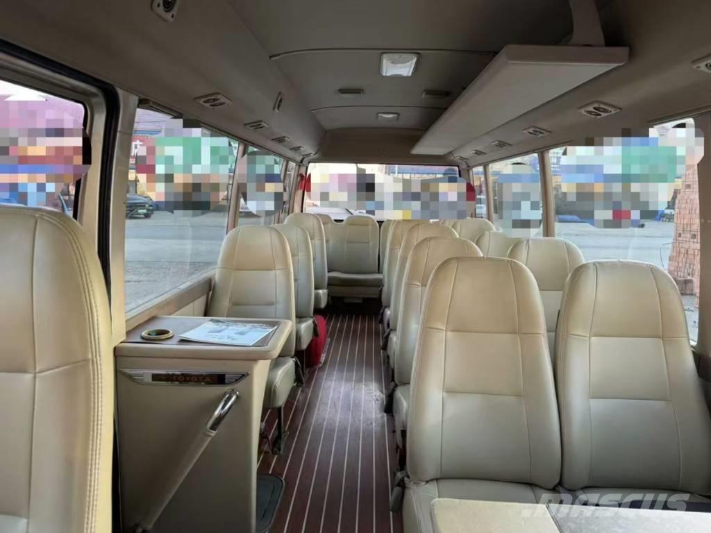 Toyota Coaster 長距離バス