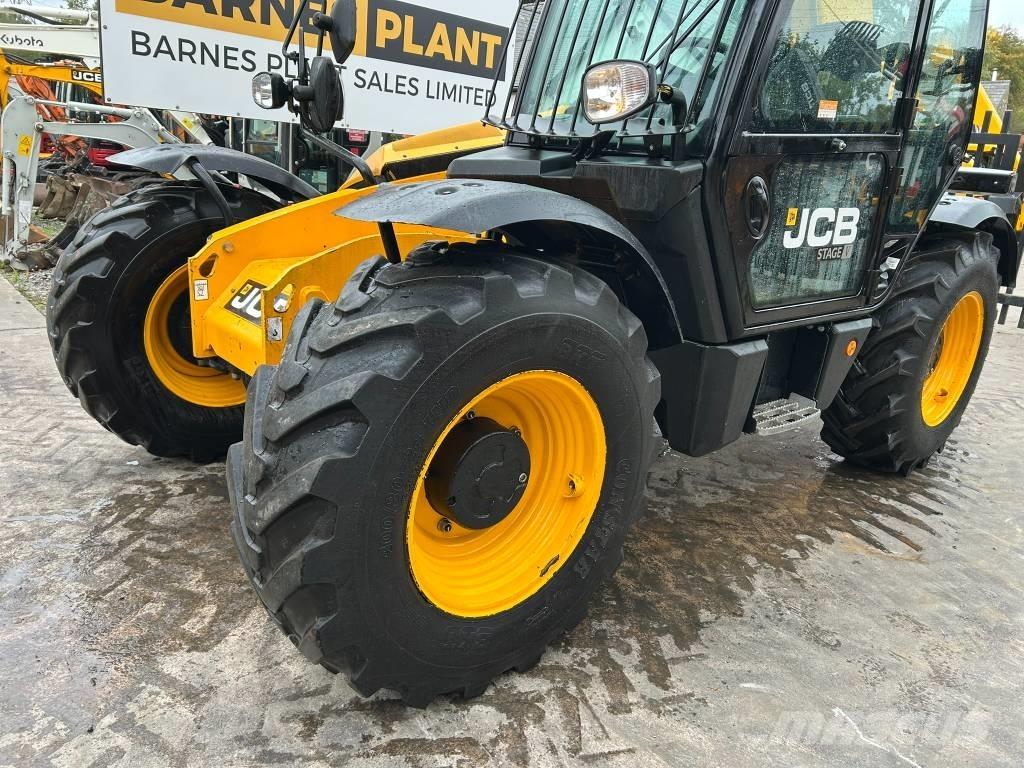 JCB 535-95 テレスコーピックハンドラー