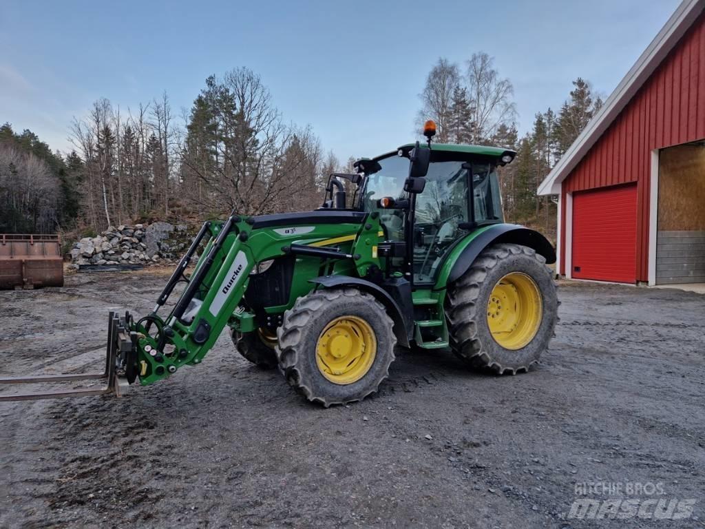 John Deere 5215R トラクター
