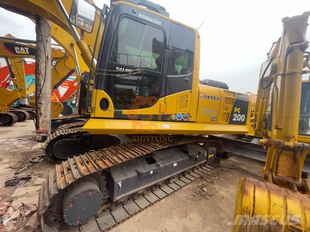 Komatsu PC 200-8 大型油圧ショベル12t以上（パワーショベル・ユンボ）