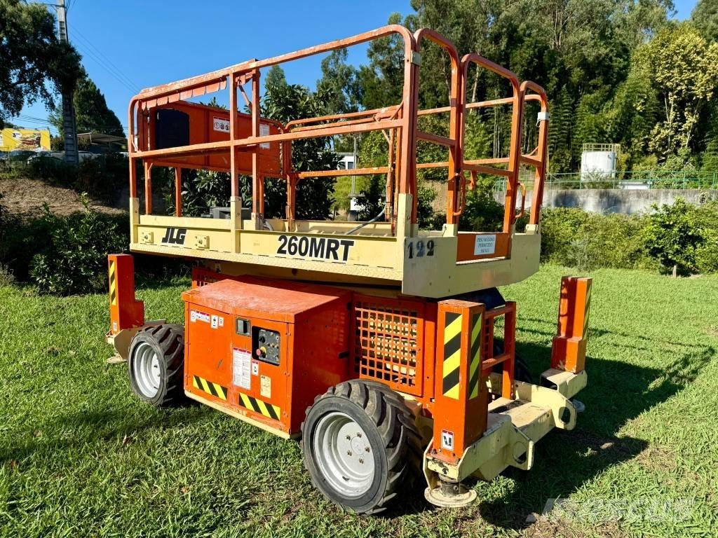 JLG 260 MRT シザースリフト