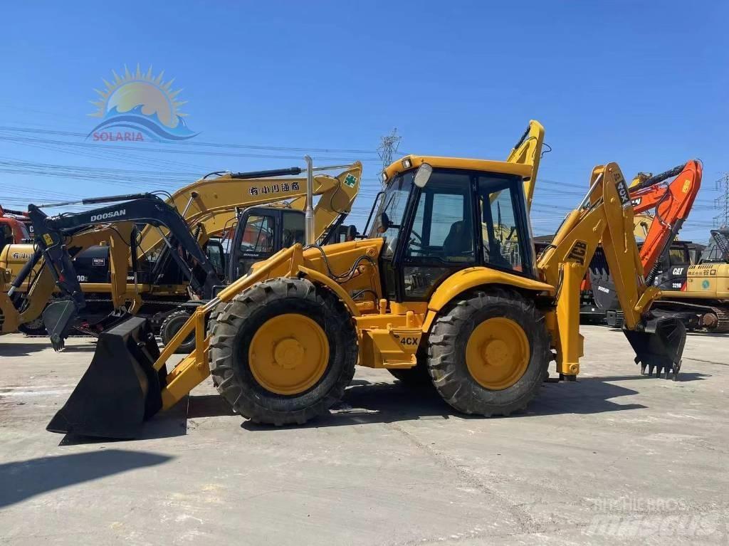 JCB 4 CX バックホーローダー