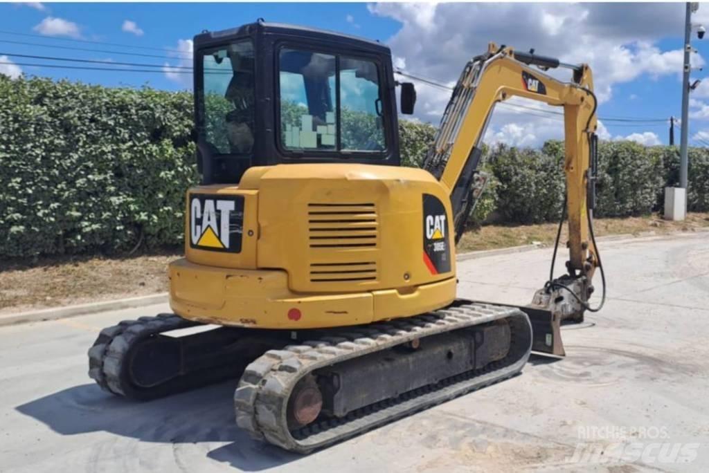 CAT 305 E2 CR ミニ油圧ショベル 7t以下（ミニユンボ・ミニディガー）