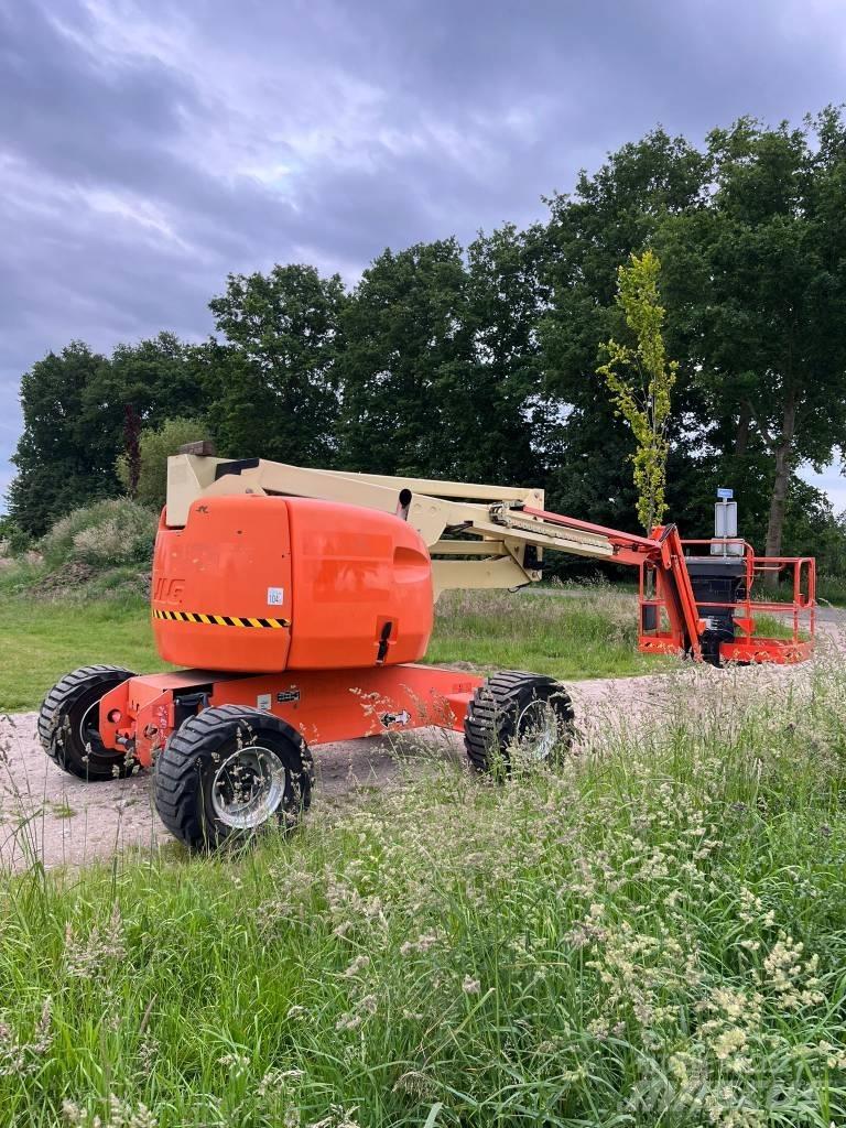 JLG 510 AJ ブームリフト　屈伸型