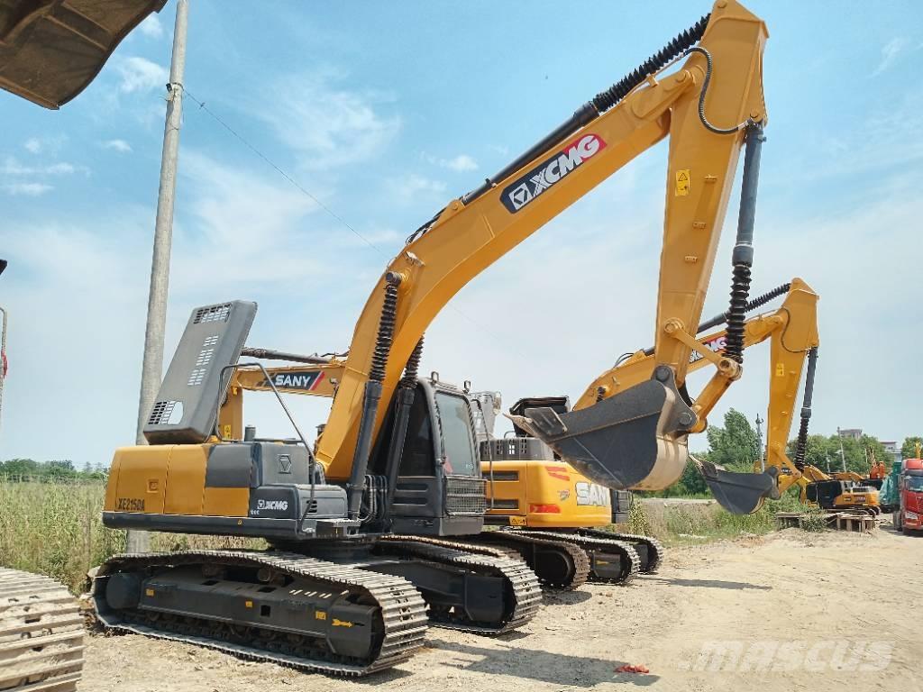 XCMG XE 215 DA 大型油圧ショベル12t以上（パワーショベル・ユンボ）