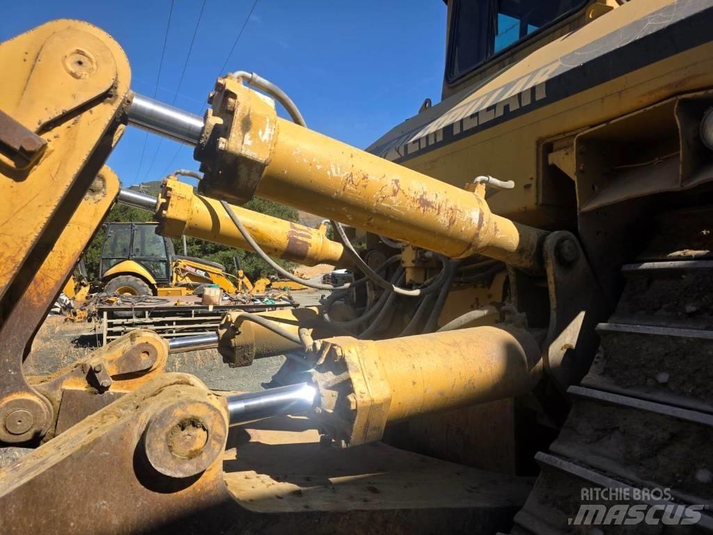 CAT D 10 N ブルドーザー