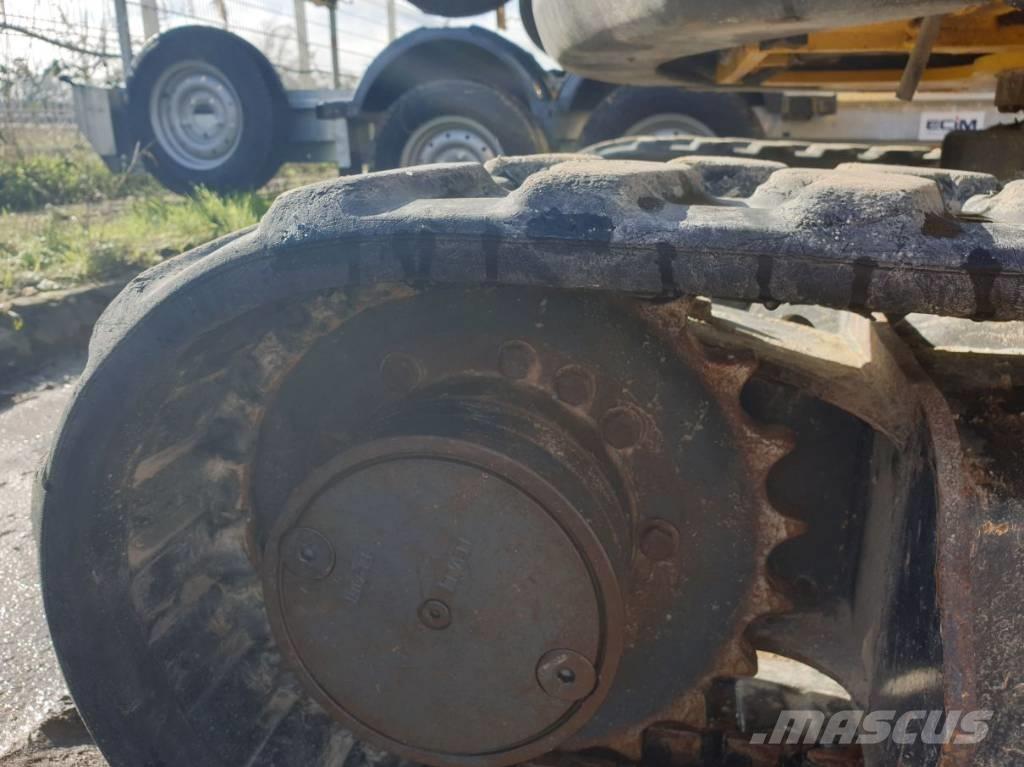 Komatsu PC26MR-3 ミニ油圧ショベル 7t以下（ミニユンボ・ミニディガー）