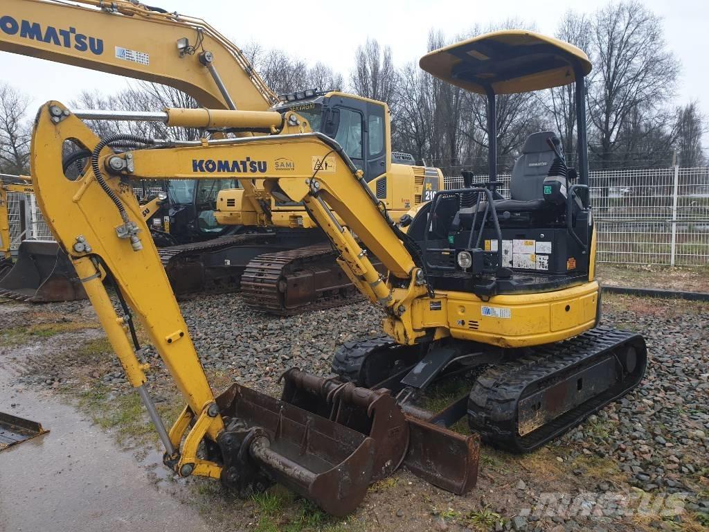 Komatsu PC26MR-3 ミニ油圧ショベル 7t以下（ミニユンボ・ミニディガー）