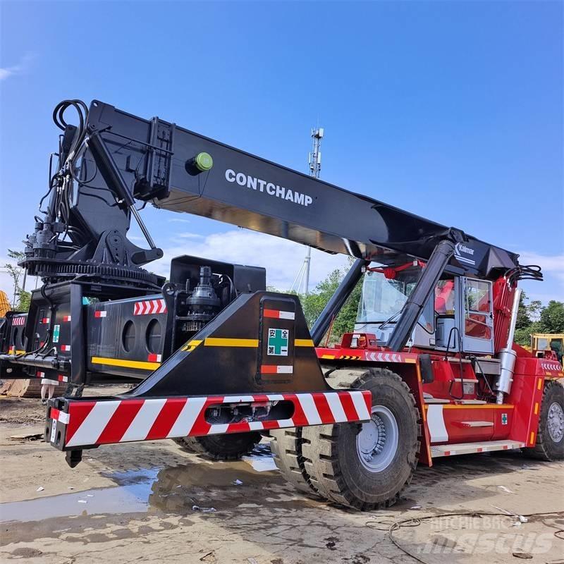 Kalmar DRF 450 リーチスタッカー