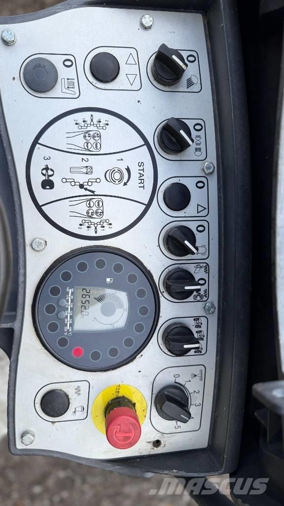 Bomag BW 135 AD-5 タンデムローラ