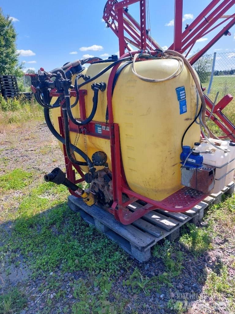 Hardi NK 800/12m マウント型噴霧器