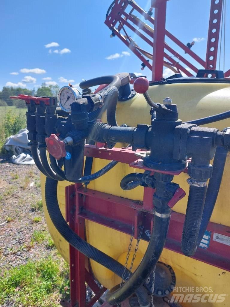 Hardi NK 800/12m マウント型噴霧器