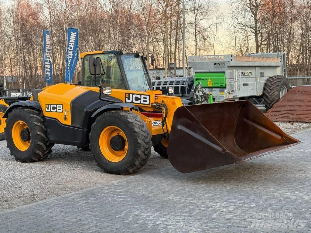 JCB 526-56 Agri テレスコピックホイールローダー